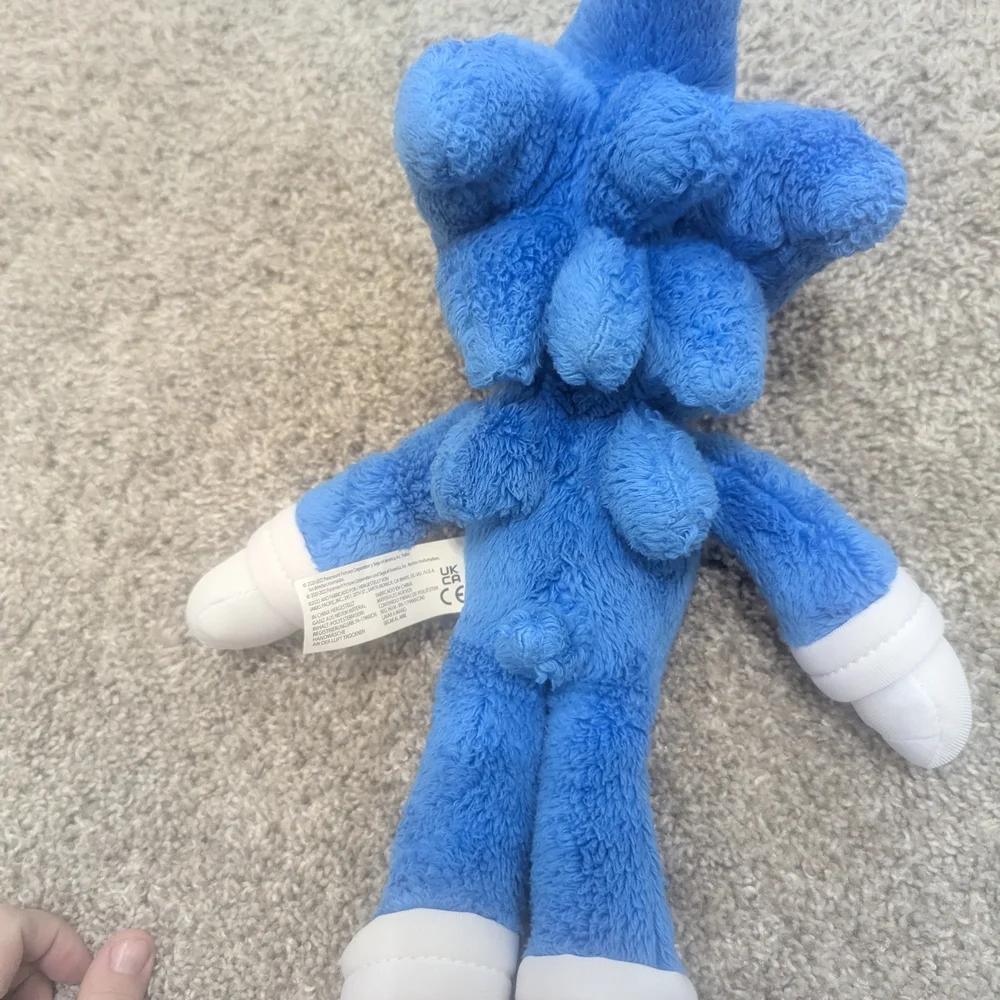 Sonic the Hedgehog Blue Plush Toy - Picture 3 of 6